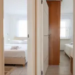Nikola - Near Town Centre * Makarska