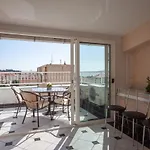 Nikola - Near Town Centre Appartement *