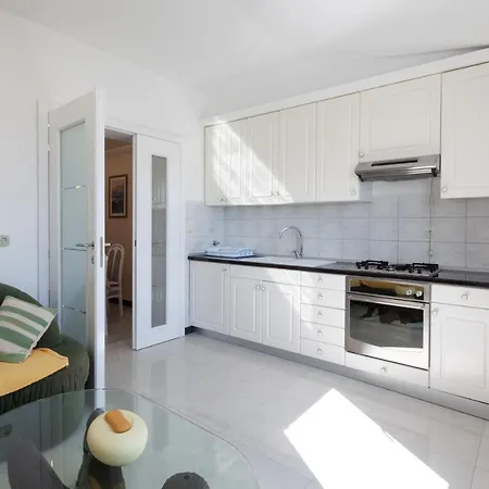 Appartement Nikola - Near Town Centre